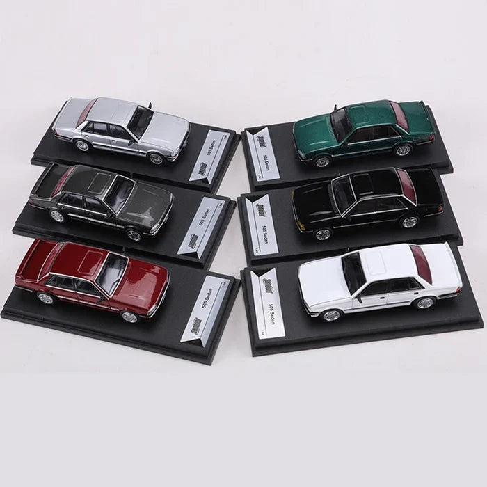 DCT 1:64 505 Sedan Alloy Model Car
