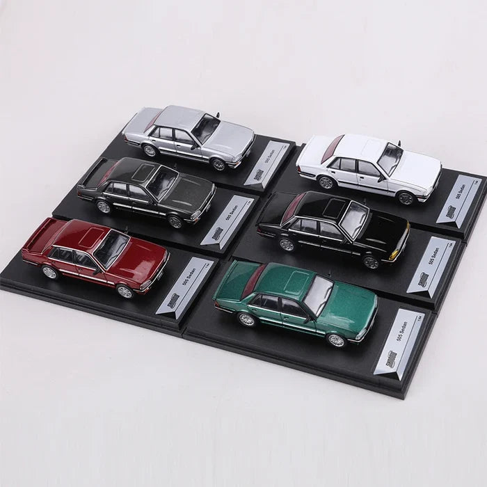 DCT 1:64 505 Sedan Alloy Model Car