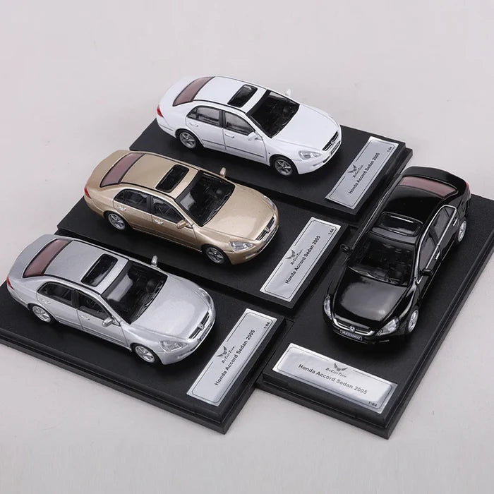 DCT 1:64 Accord 7.5 Generation Alloy Model Car