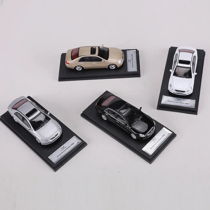 DCT 1:64 Accord 7.5 Generation Alloy Model Car