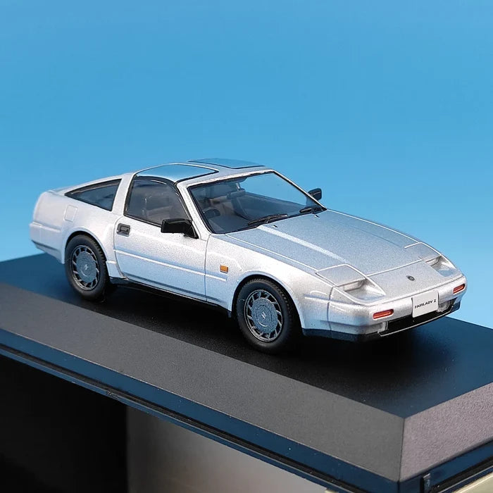 Diecast KYOSHO 1:43 Scale Fairlady Z 300ZR Silver Alloy Car Model