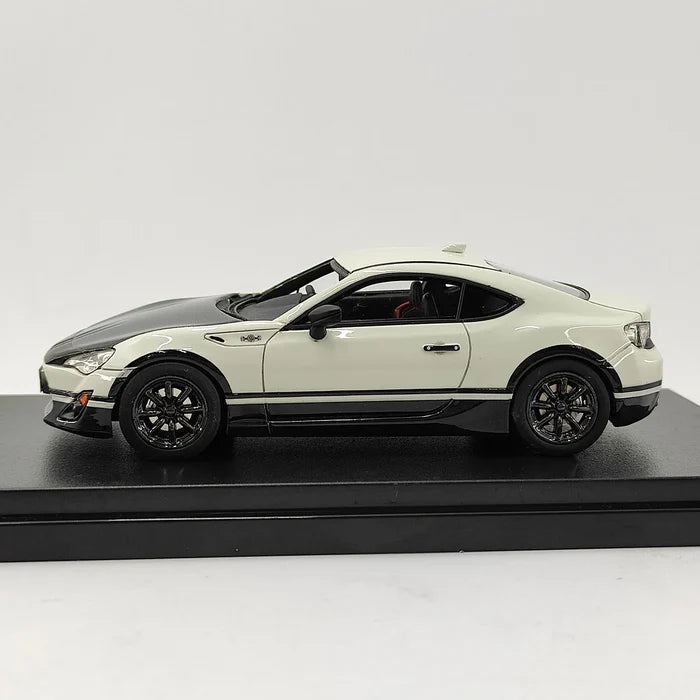 Diecast MODELER'S 1:43 Scale FT86 Meets MD43224 Alloy Car Model
