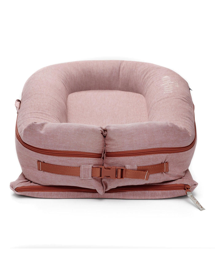 Dockatot Baby Nests Dockatot Deluxe+ Dock - Ginger Chambray