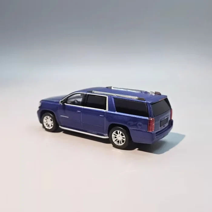 GOC&Auld Match Alloy 1/64 2015 Suburban SUV Car Model Ornament Souvenir Display Collection Hobby Gift