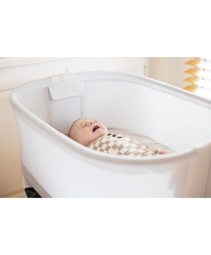 Maxi Cosi Bedside Sleeping Graco Eluma™ Nest Bedside Crib - Luna
