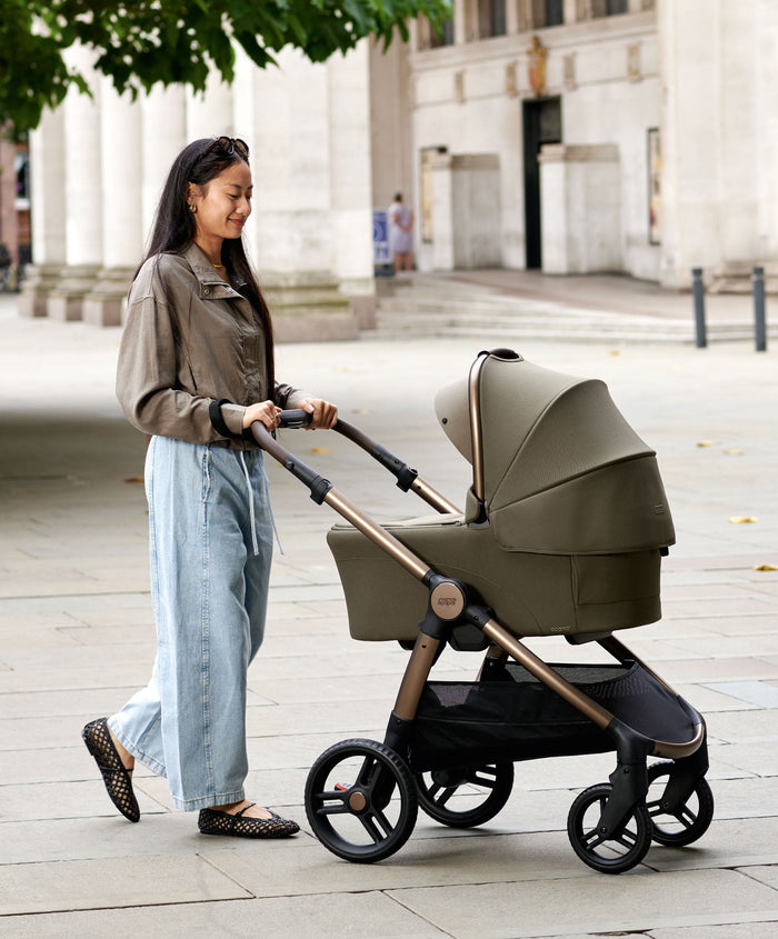 Mamas & Papas Carrycots Ocarro 2 Carrycot - Evergreen