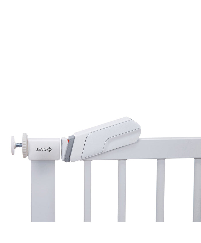 Safety 1st Safety Gates Safety 1st Flat Step Gate - White