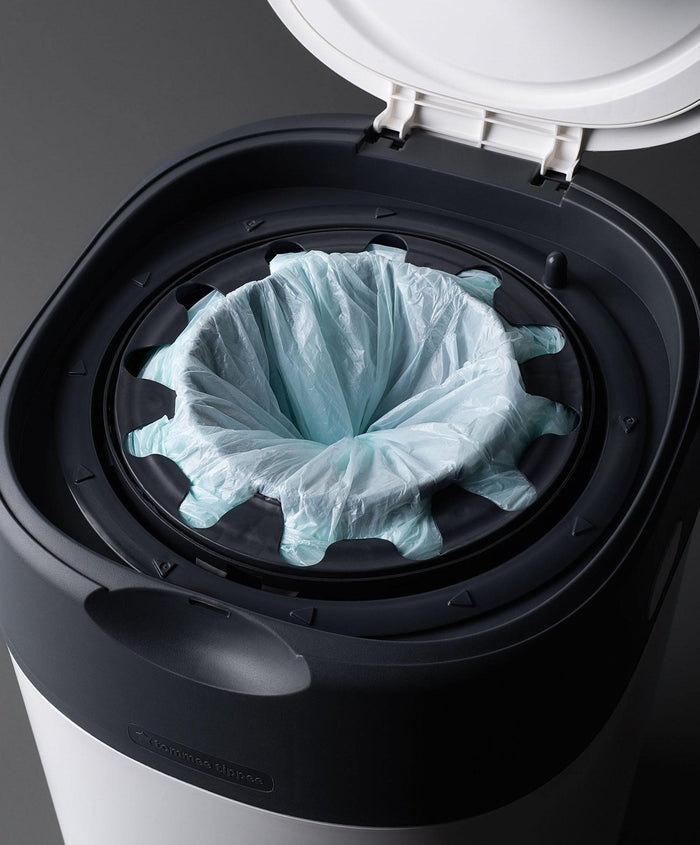 Tommee Tippee Nappy Bins Tommee Tippee Twist & Click Advanced Nappy Bin & 6 Refill Cassettes
