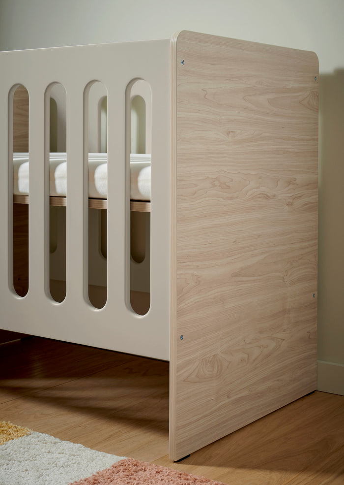 Mamas & Papas Cots Vyne Mini Cot - Cashmere Oak