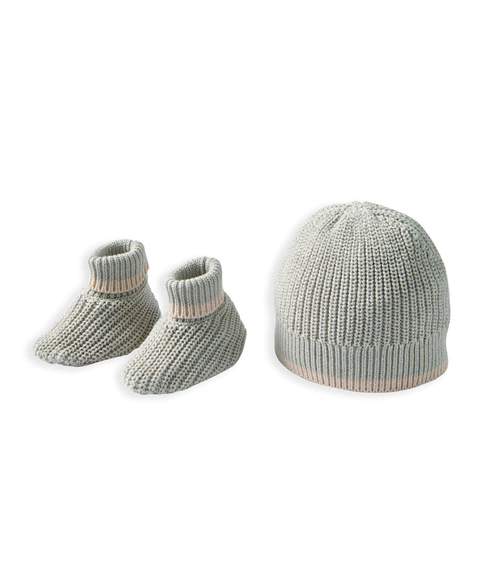 Mamas & Papas Hats & Booties Welcome to the world Knitted Hat & Booties Set